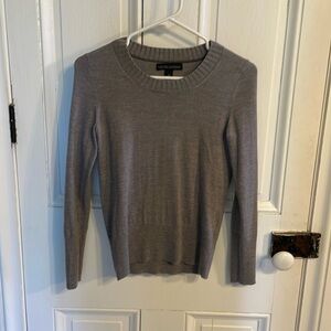 Banana Republic grey sweater